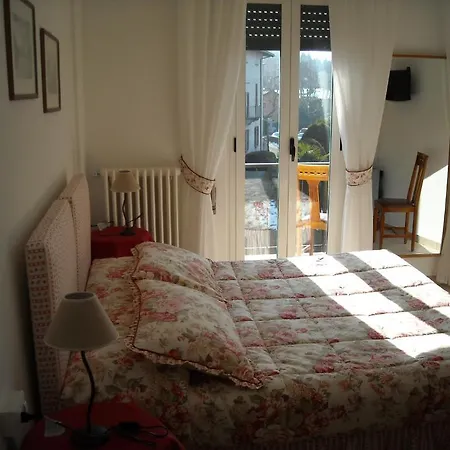 Отель L'angolo Dei Pescatori Cerro (Laveno-Mombello)